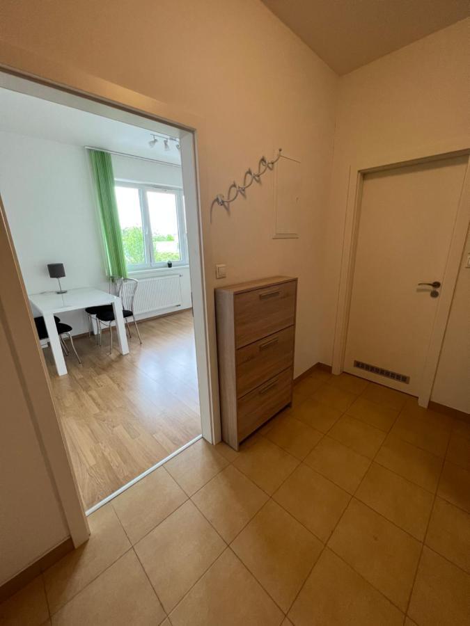 Apartment Prague-2 Rooms Free Parking Kültér fotó